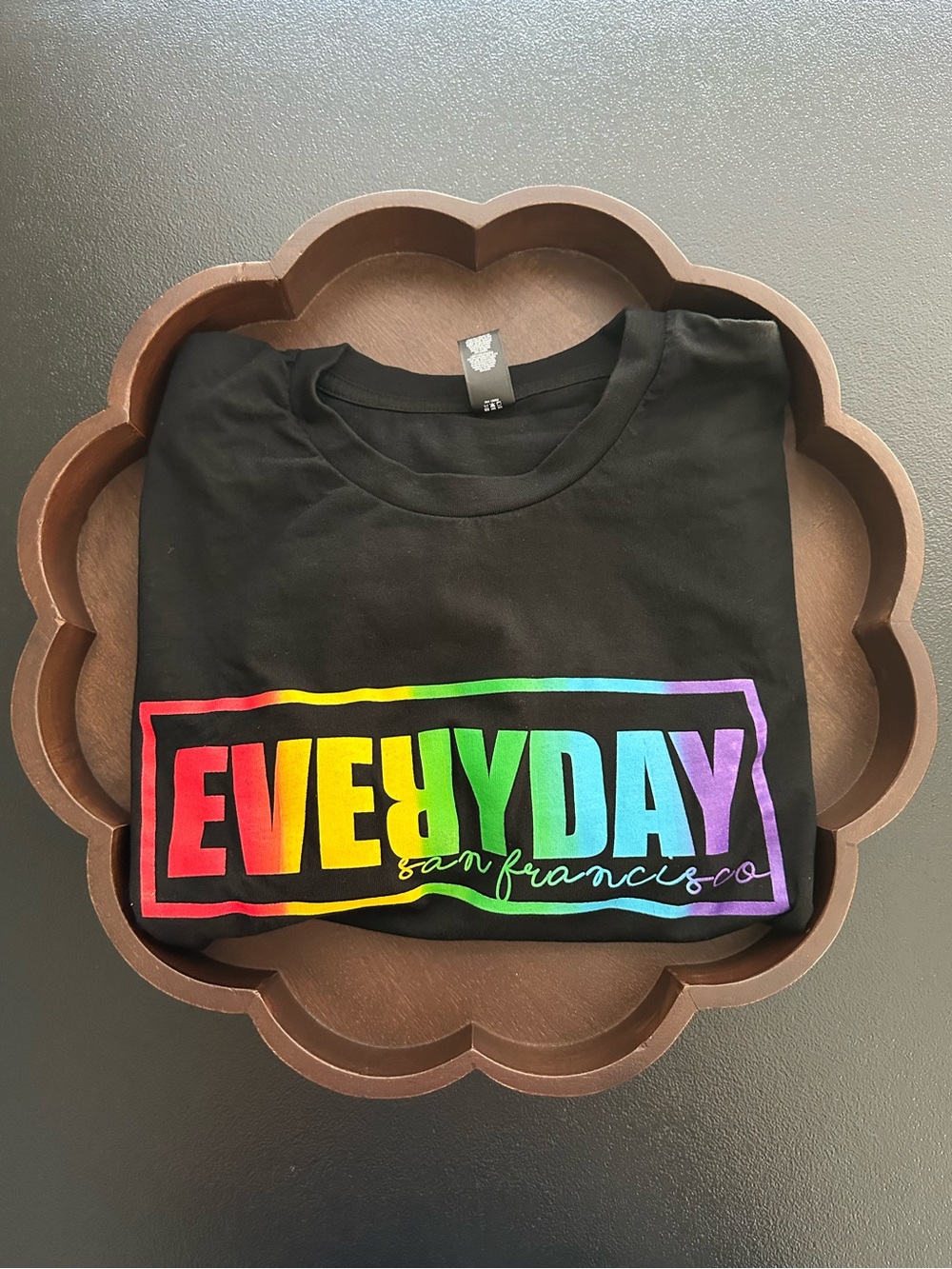 Women’s EVERYDAY San Francisco Rainbow Logo Black Tee Size XL